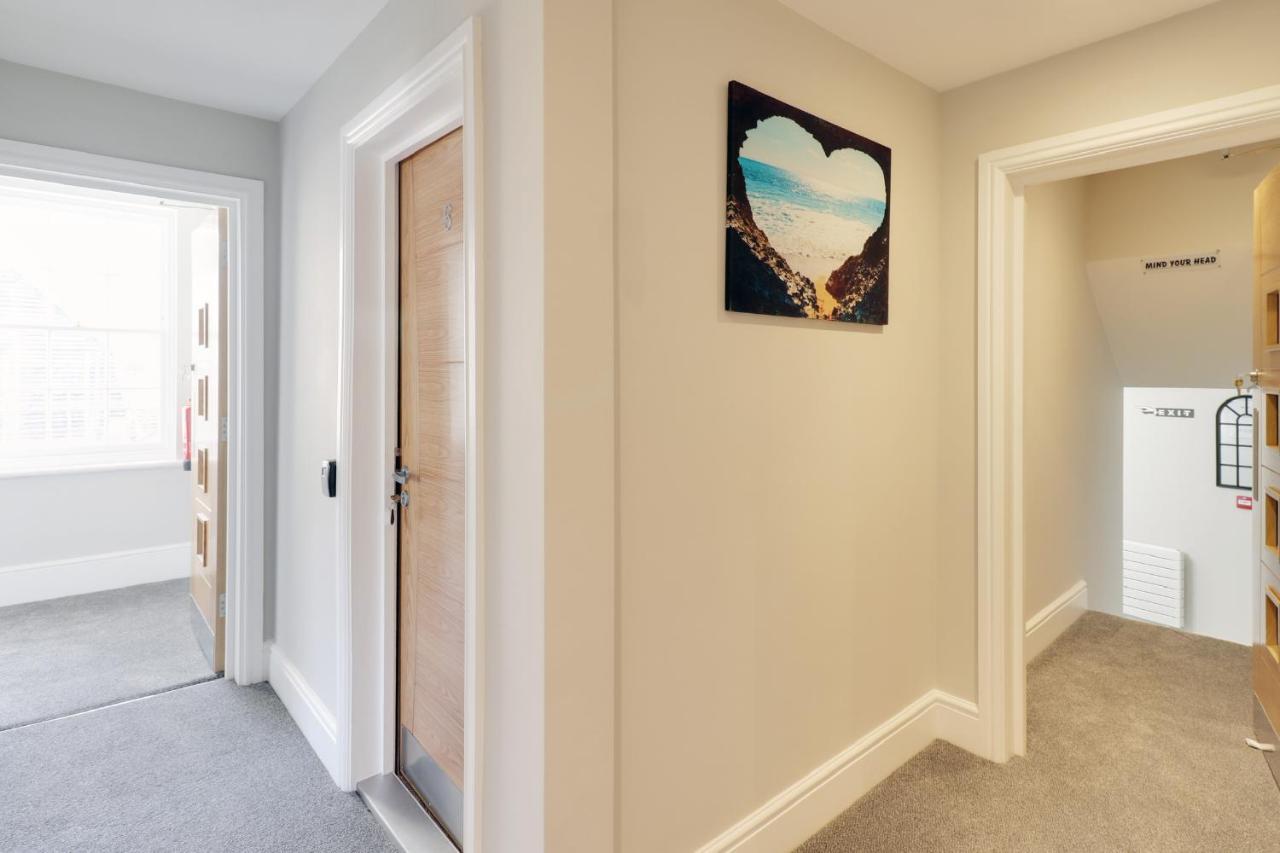 Master Accommodation Suite 5 Хейстингс Екстериор снимка